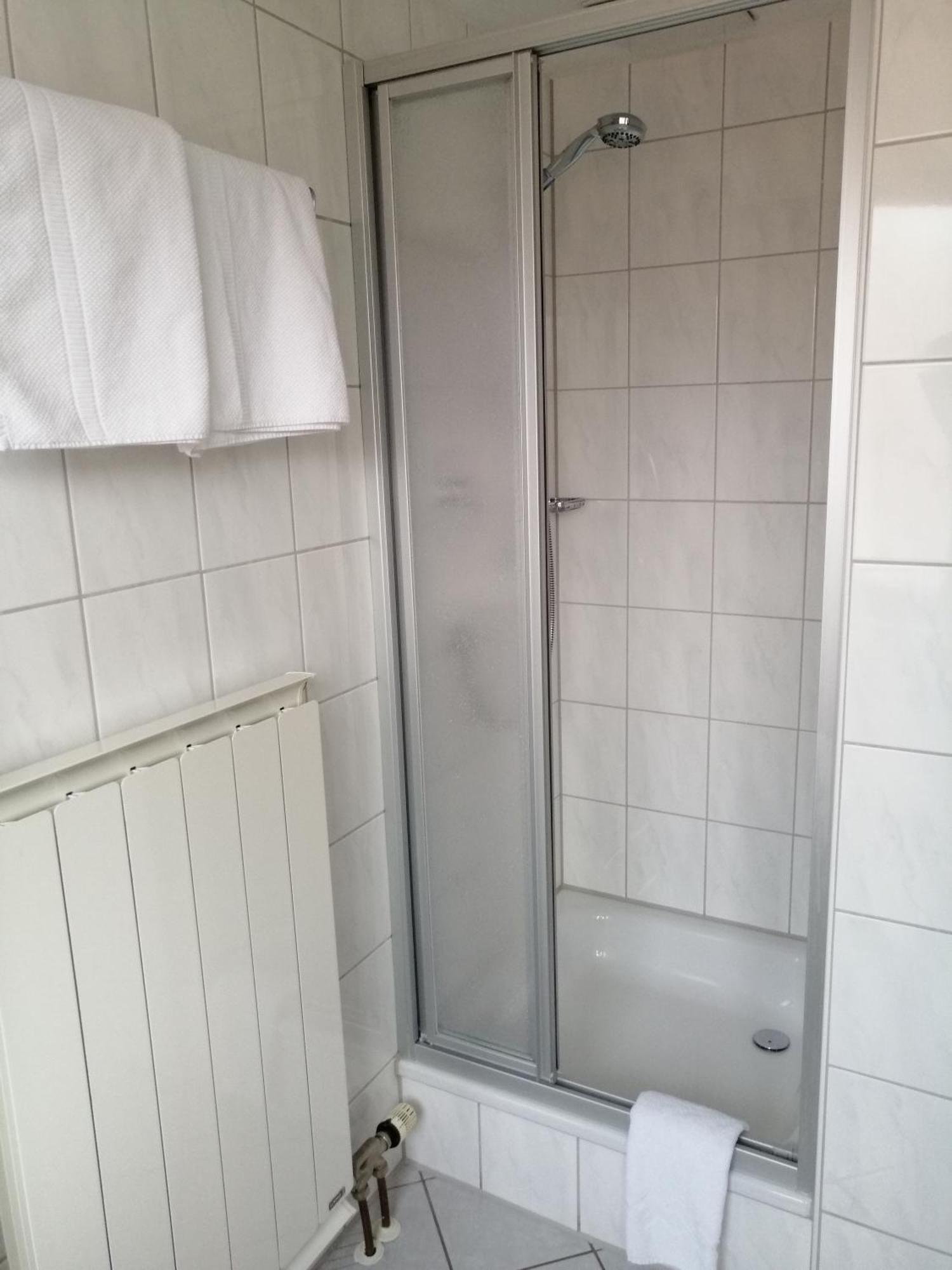 Hotel Garni Elisabeth Göppingen Chambre photo