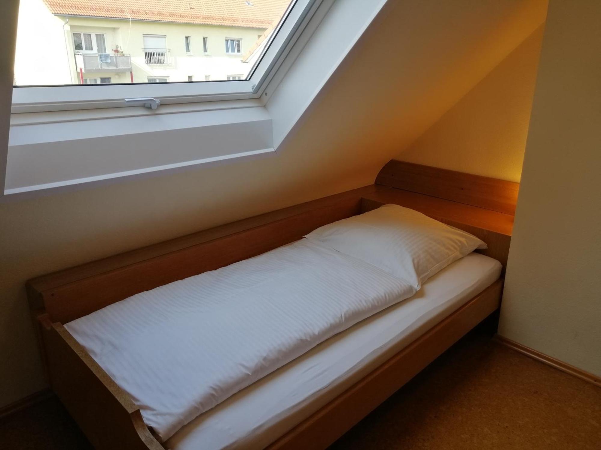 Hotel Garni Elisabeth Göppingen Chambre photo