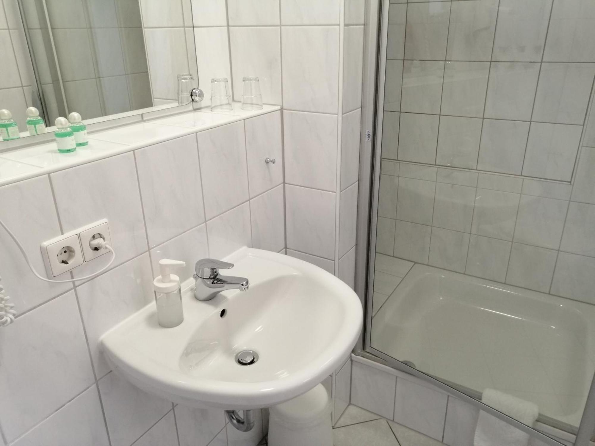 Hotel Garni Elisabeth Göppingen Chambre photo